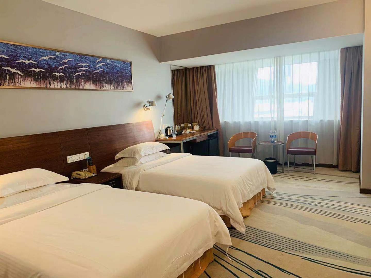 Days Inn Guangzhou Buitenkant foto
